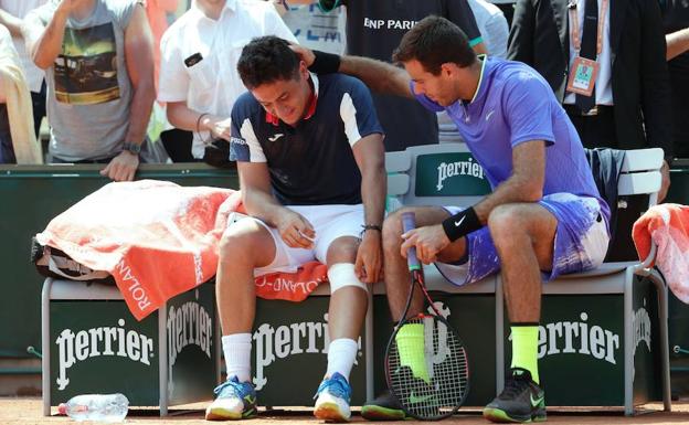 Almagro se retira de Roland Garros por una lesión en su partido ante Del Potro