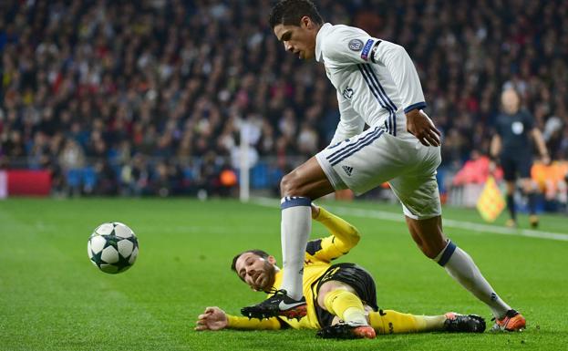 Varane, siempre precoz