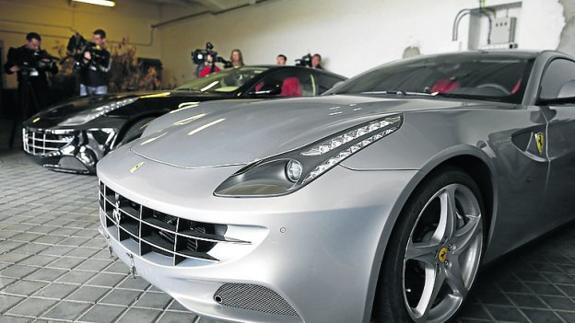 Dos ferraris del Rey Juan Carlos, a mitad de precio