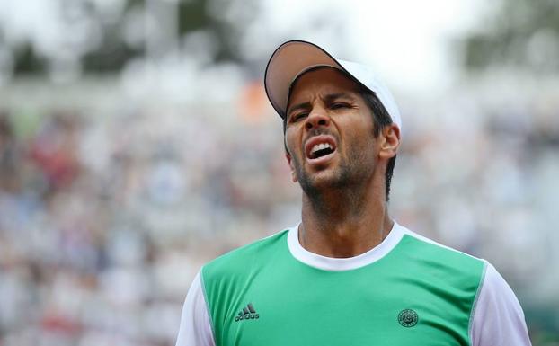 Verdasco vuelve a estrellarse ante el muro de octavos