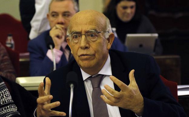 Gras abandona el grupo municipal del PSOE en Murcia