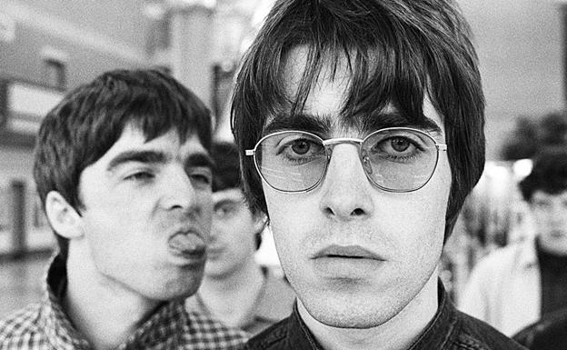 Liam y Noel Gallagher vuelven a enfrentarse por 'One Love Manchester'