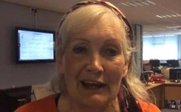 Una política británica afirma que el agua del grifo te vuelve gay