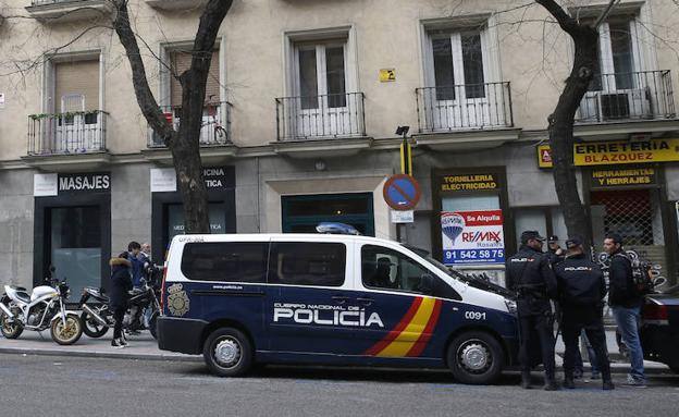 La UDEF efectúa varias detenciones contra el blanqueo en la banca privada