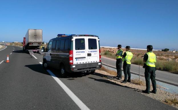 Muere un bebé de dos meses en un accidente de tráfico en Sucina