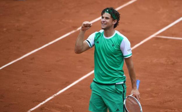 Thiem vence a Djokovic y se cita con Nadal en semifinales