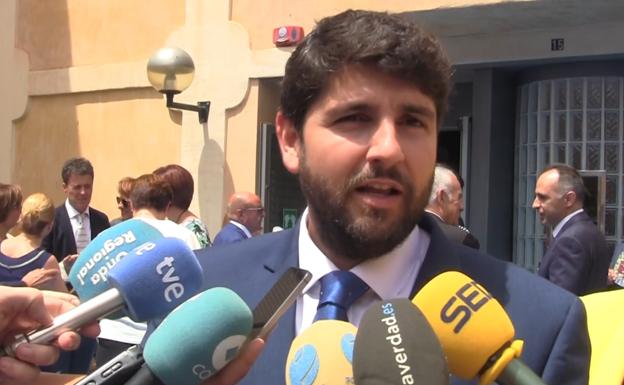 López Miras: «La Región solo sobrevivirá si dispone del agua que necesita»