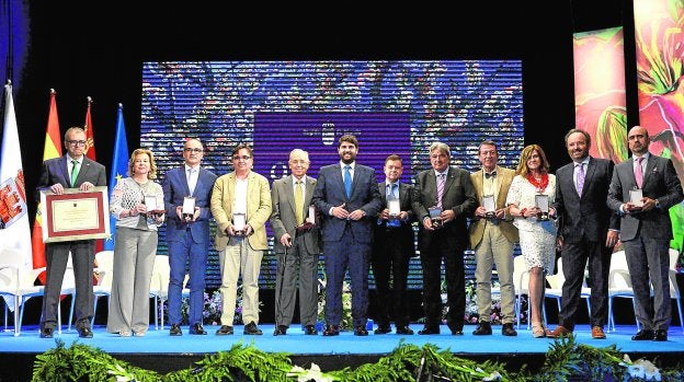 López Miras apela a desterrar «las prácticas indignas y las acusaciones sin fundamento»