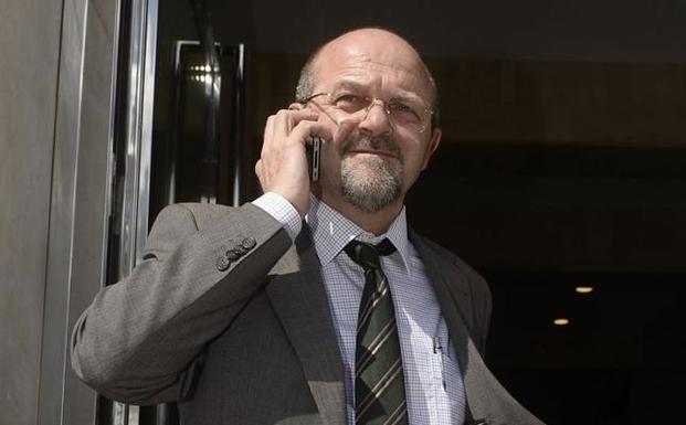 Un abogado del 'caso Auditorio', suspendido 4 años como funcionario en Elche