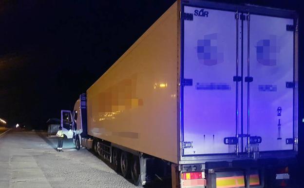 Detenido un camionero que quintuplicaba la tasa de alcohol en Totana