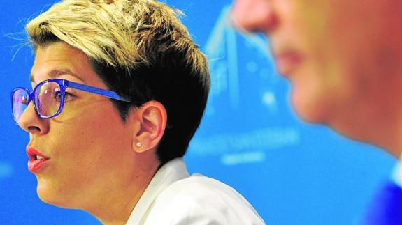 Nadar y guardar la ropa