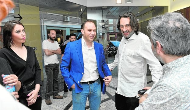 'Regreso al horizonte' emociona en su primer pase entre amigos