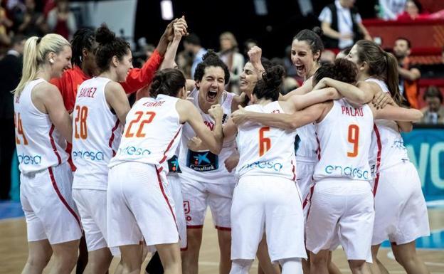 España agranda su leyenda