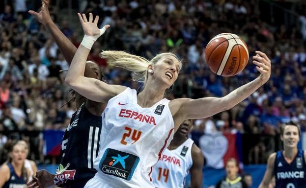 Laura Gil, fiel a su cita con el metal