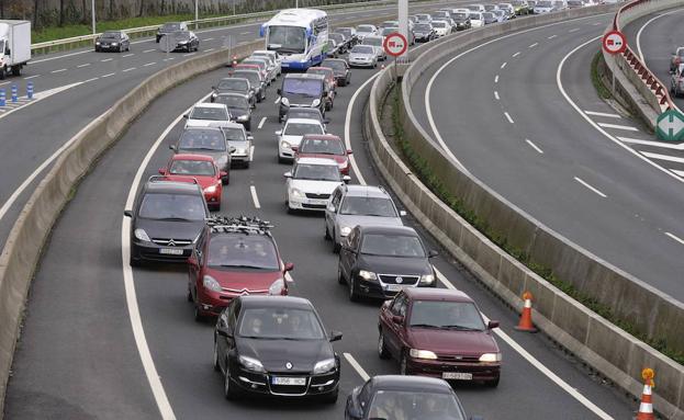 La DGT prevé 89 millones de desplazamientos en las carreteras este verano, un 4,6% más