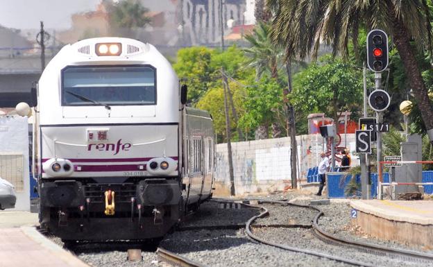 Renfe ofrece 250.000 plazas en trenes de larga distancia con origen o destino la Región de Murcia