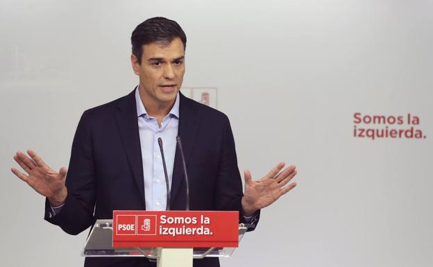 Pedro Sánchez ve «insostenible» la continuidad de PAS como diputado