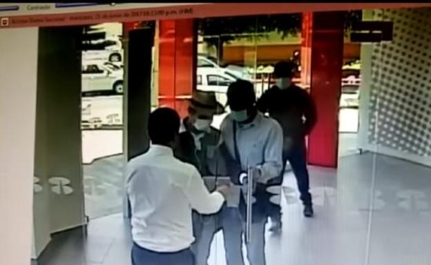 El intento de robo más rápido (y estúpido) de la historia