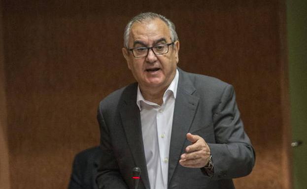 Tovar: «Ni la CHS, ni la Consejería, ni la ministra Tejerina demuestran interés por el problema del agua»