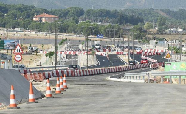 Los nuevos accesos a El Palmar desde la autovía se abrirán en otoño