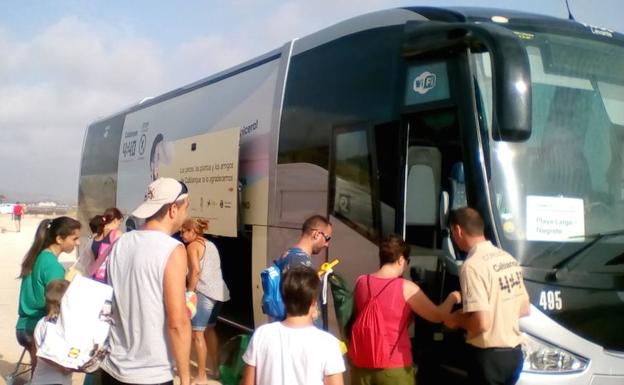 Más de 21.000 personas acceden a Calblanque durante la primera mitad de la campaña