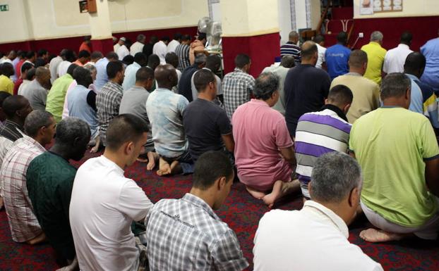 La federación islámica de la Región se suma a la condena: «¡Su dolor es nuestro!»