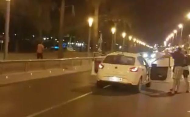 Un agente abatió a cuatro de los terroristas en Cambrils