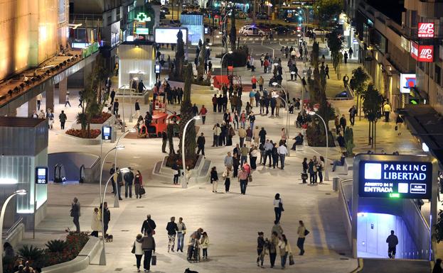 Ahora Murcia propone estudiar nuevo mobiliaro urbano para incrementar la seguridad