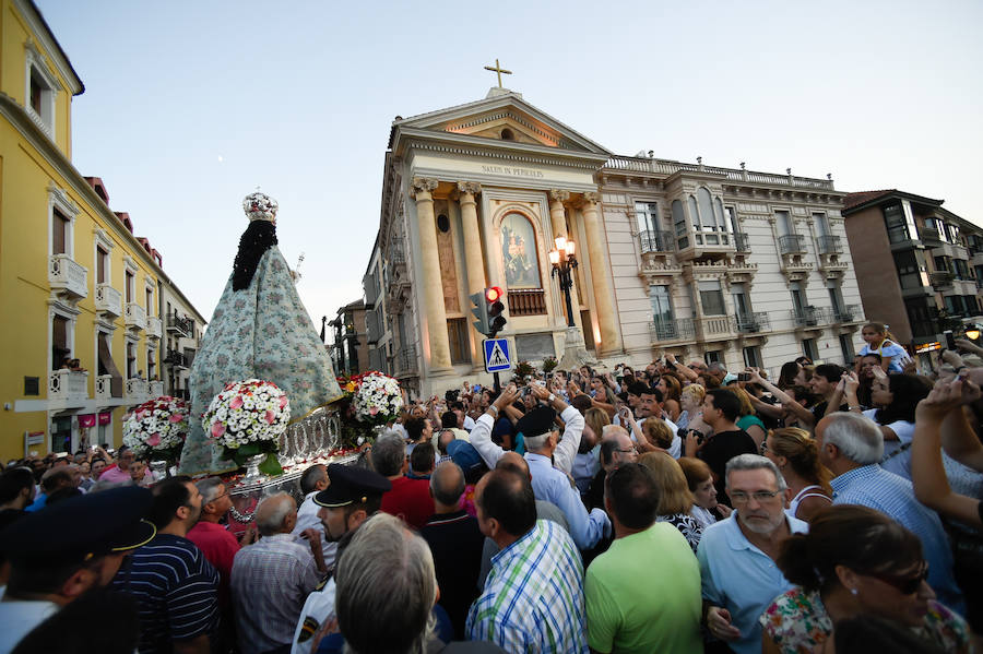 Murcia recibe con vítores a su Patrona