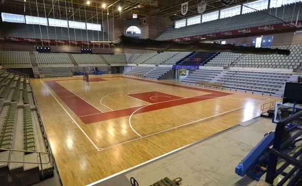 El nuevo parqué del Palacio, foco de críticas