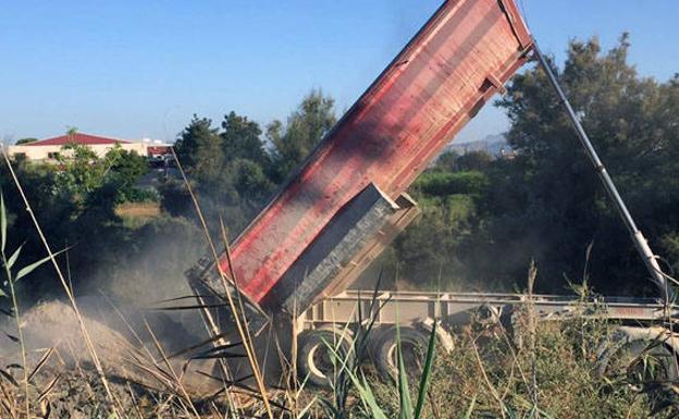 Ciudadanos exige al Gobierno local que informe sobre los vertidos realizados en Alquerías