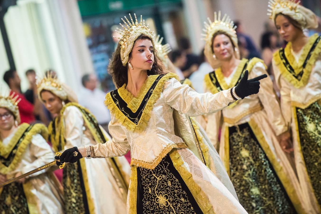 Moros y Cristianos devuelven a Murcia el esplendor medieval