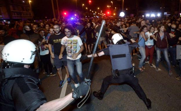 Adif denuncia actos vandálicos con «graves riesgos para la seguridad» ferroviaria