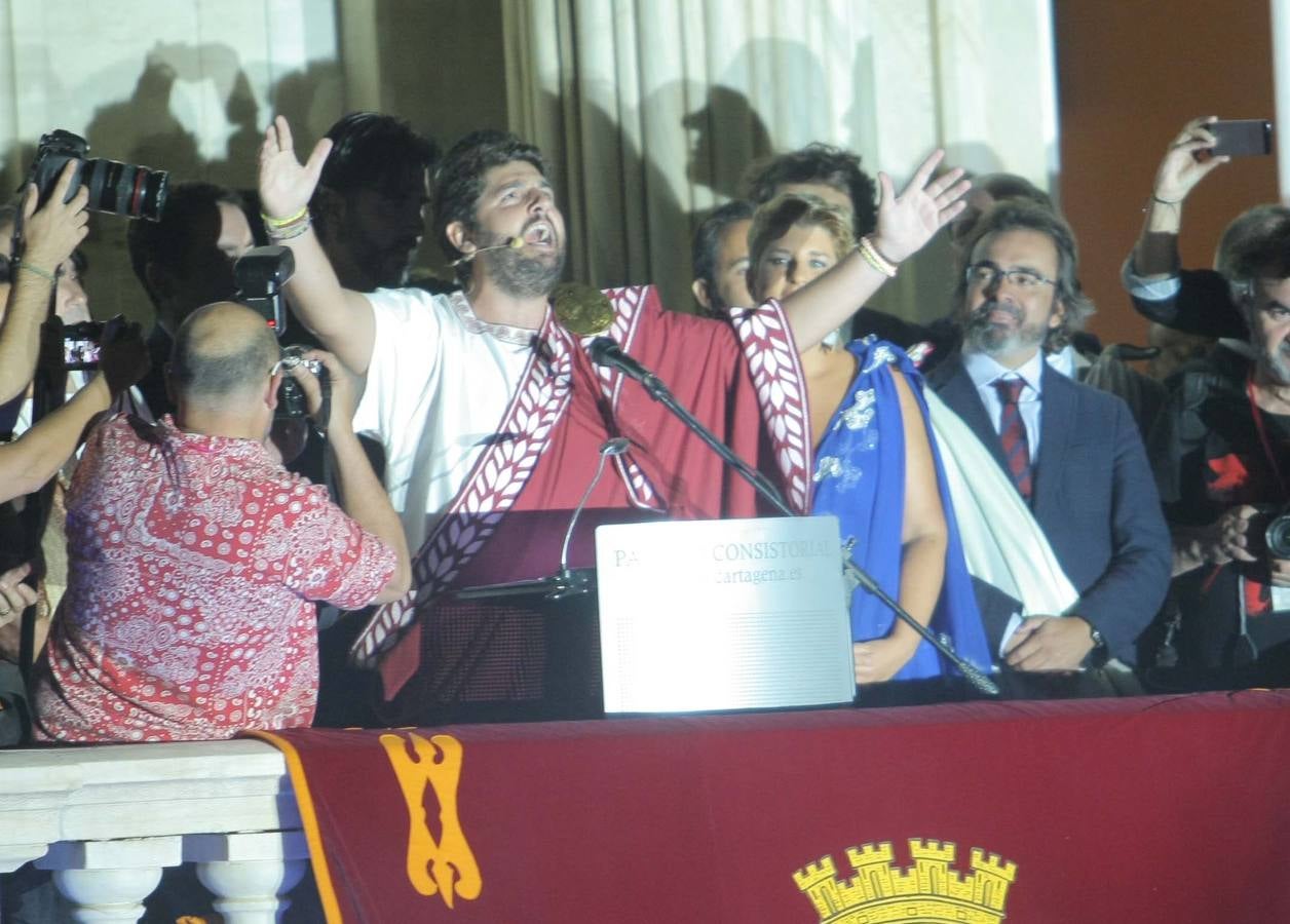 López Miras anima a «vivir con intensidad y disfrutar juntos las fiestas»