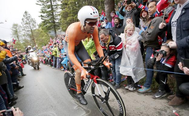 Dumoulin, campeón del mundo contrarreloj