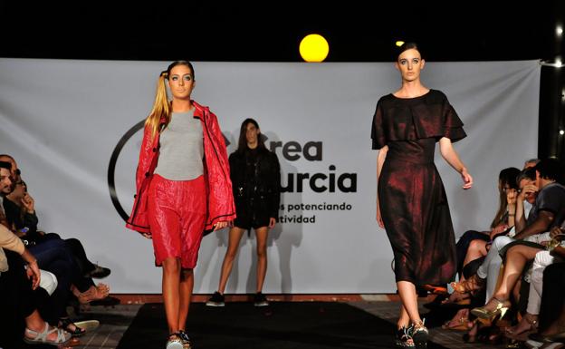 Pedro Lobo gana el primer CreaMurcia de Moda