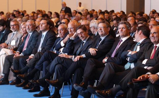 El ministro pone el Corredor Mediterráneo de ejemplo de unidad frente al separatismo