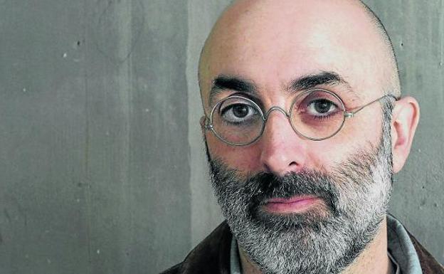 «El pasado es ficción»