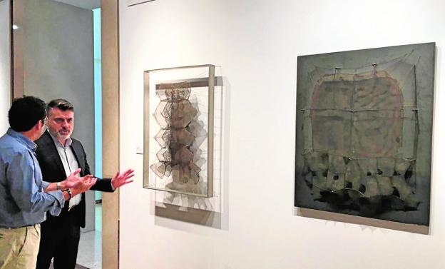 El Museo de Bellas Artes acerca al público dos obras de Manuel Rivera