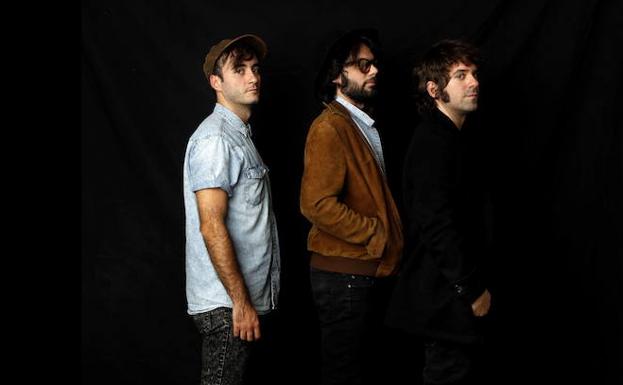 Varry Brava estrena el vídeo de su tercer sencillo, 'Sonia y Selena'