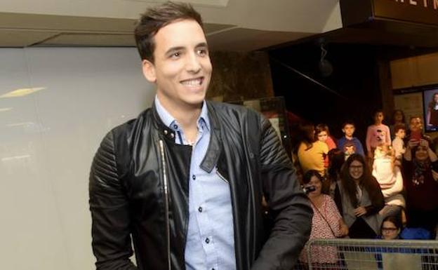 Xuso Jones pone voz a la gran fiesta de la moda jóven de El Corte Inglés de Murcia