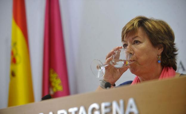 Barreiro y 4 exediles del PP hicieron «viajes de placer» pagados por la empresa del agua