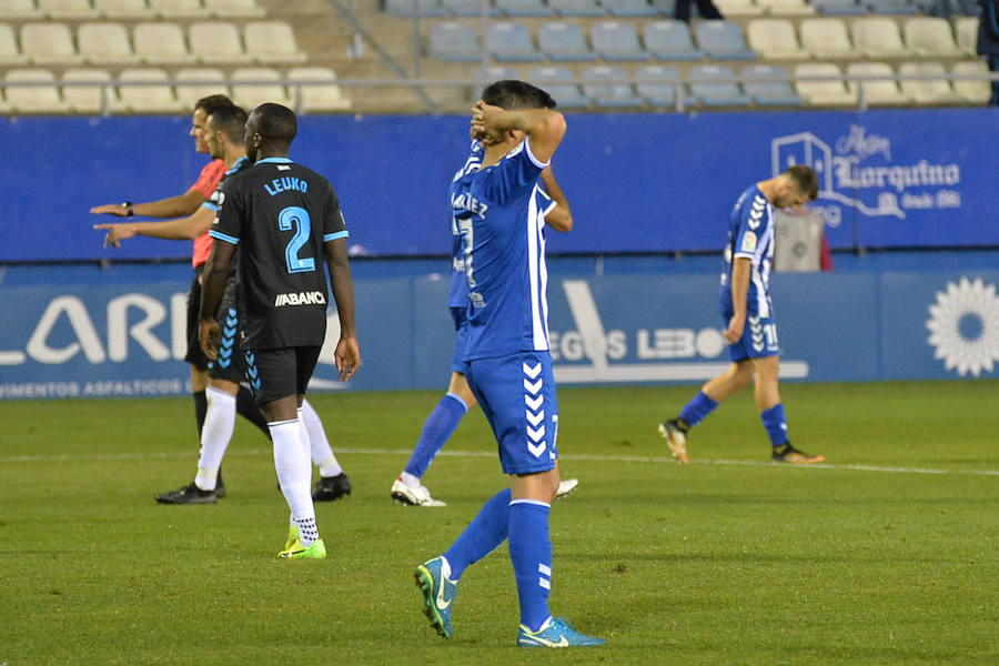 Las imágenes del encuentro entre el Lorca FC y el Lugo