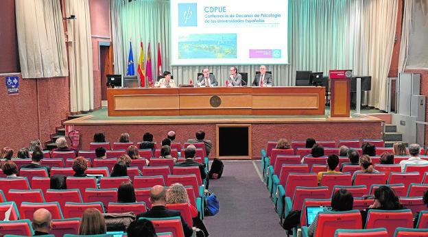 La Conferencia de Decanos de Psicología pide opinar del Pacto Educativo en el Congreso