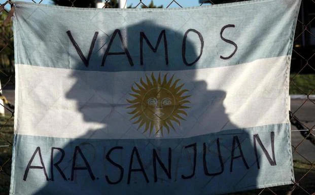 Descartan 'ruidos' del submarino argentino y la búsqueda sigue en punto cero