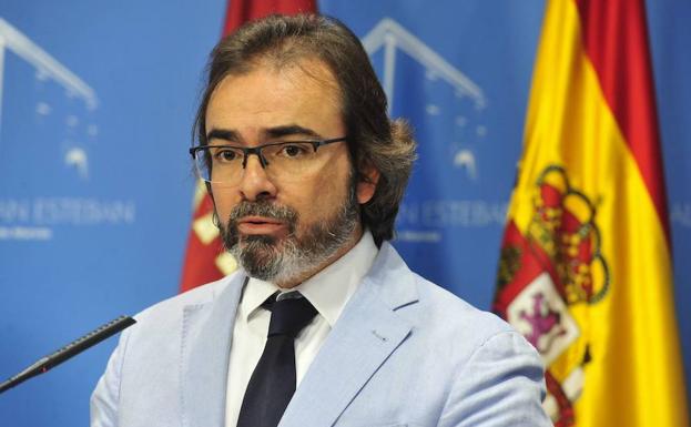 Rivera dice que es la Comisión Europea la que decidirá sobre la declaración de impacto ambiental del AVE