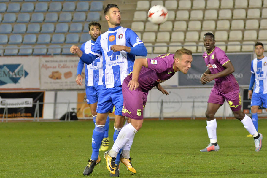 El Cartagena remonta y gana con suspense en el Artés (1-2)