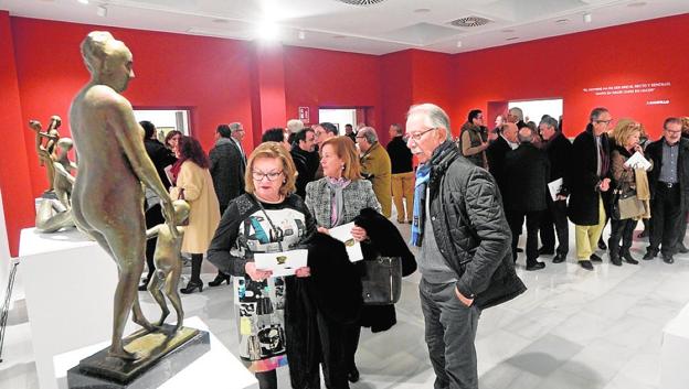 Murcia celebra con Campillo su nueva sala de exposiciones