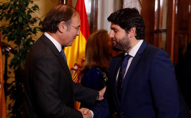 López Miras: «El agua es un derecho constitucional que debe cumplirse»