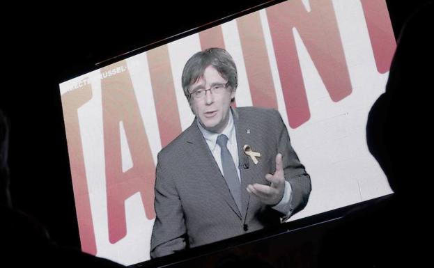 Puigdemont pide el «voto útil de país» para vencer a Rajoy